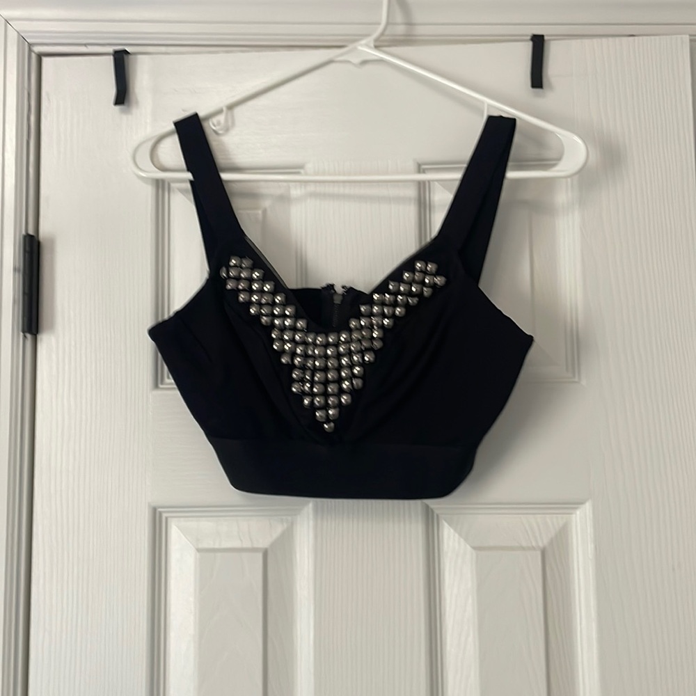 Bebe crop top